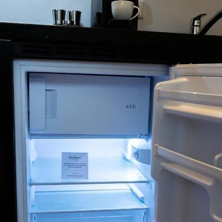 公寓 Moderne 1 Mit Sonnenterrasse Und Parkplatz, In Ruhiger Lage, Nur Wenige Gehminuten Zum Ostsee Sandstrand